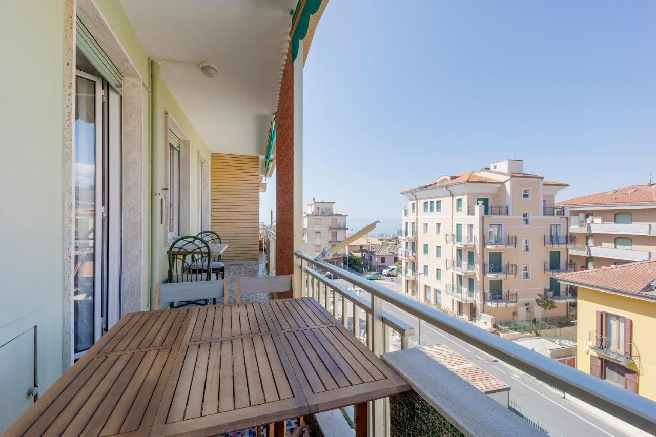 Victoria Apartment Бордигера Экстерьер фото